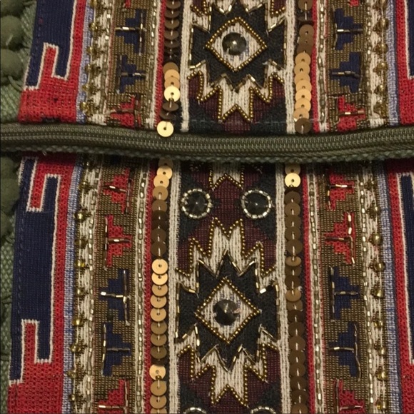 ❤️NWT America and Beyond - Navajo Art Olive Green Embellished Clutch/Purse